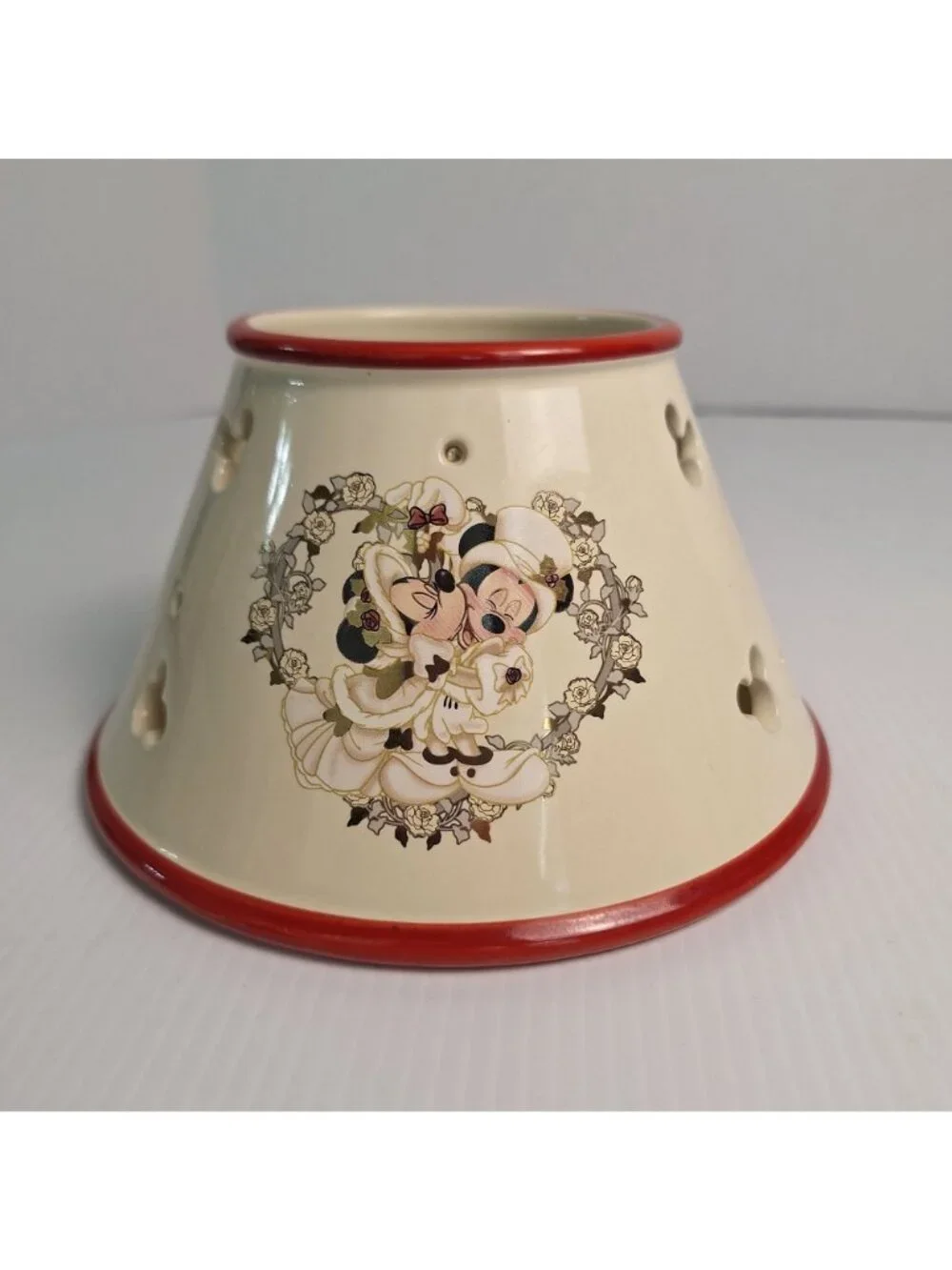 WALT DISNEY WORLD CERAMIC JAR CANDLE TOPPER HURRICANE LAMP SHADE MICKEY MINNIE